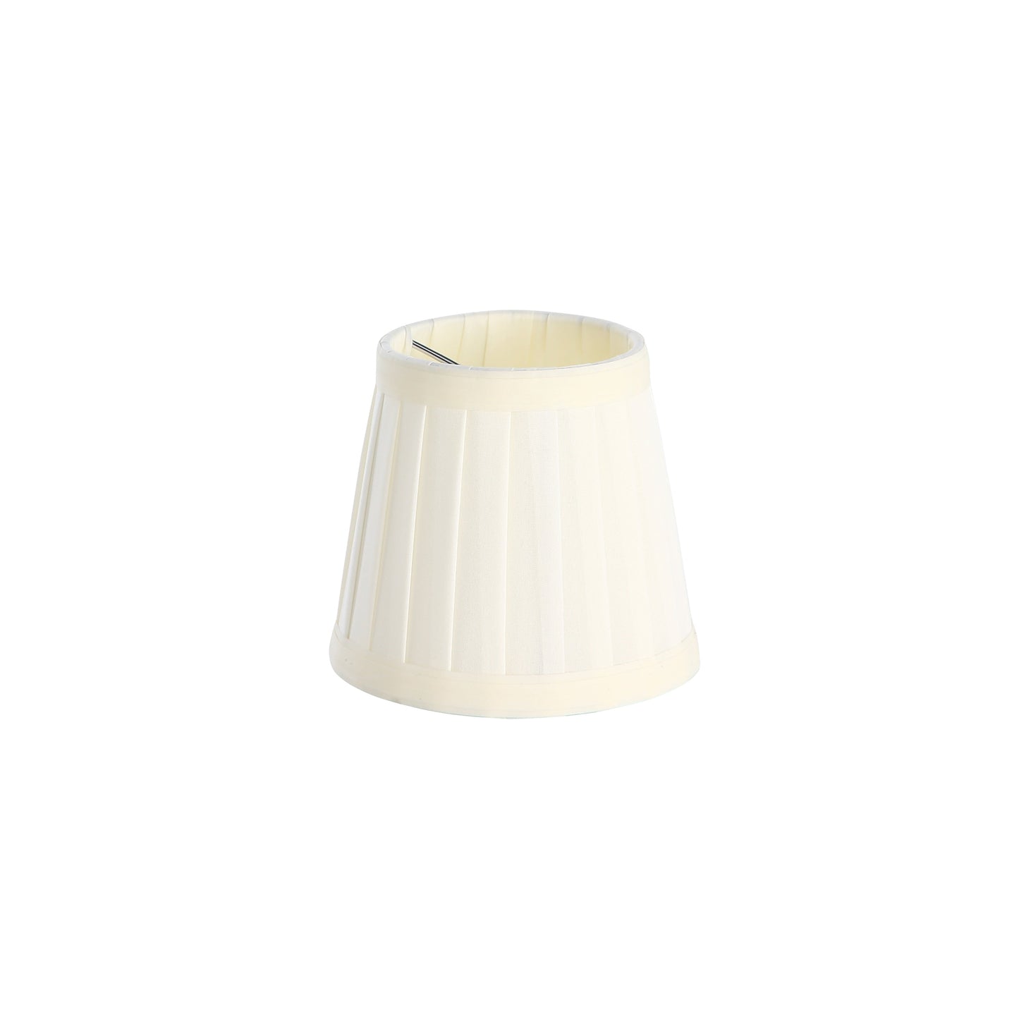 "Cremet hvid lysekrone lampeskærm i trapezdesign, ideel til væglamper; tilføjer elegance og varm lysfordeling."