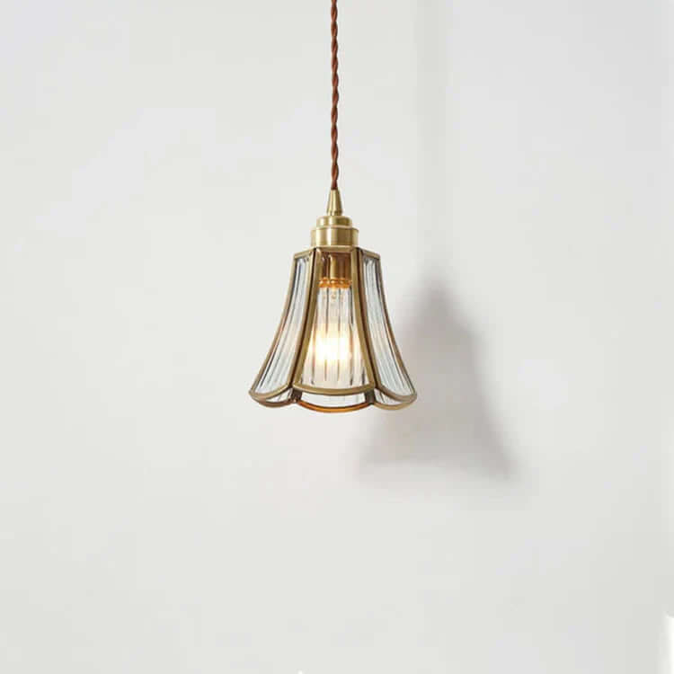 Elegant Glas Pendellampe - Messing Detaljer