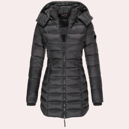 "Dame vinterdunjakke i khaki med organisk dun, luksuriøs og stilfuld, alsidig til hverdagsbrug, i bæredygtigt materiale."