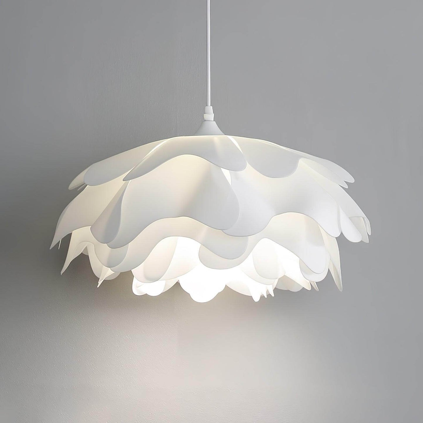 Elegant Blomsterformet Pendellampe