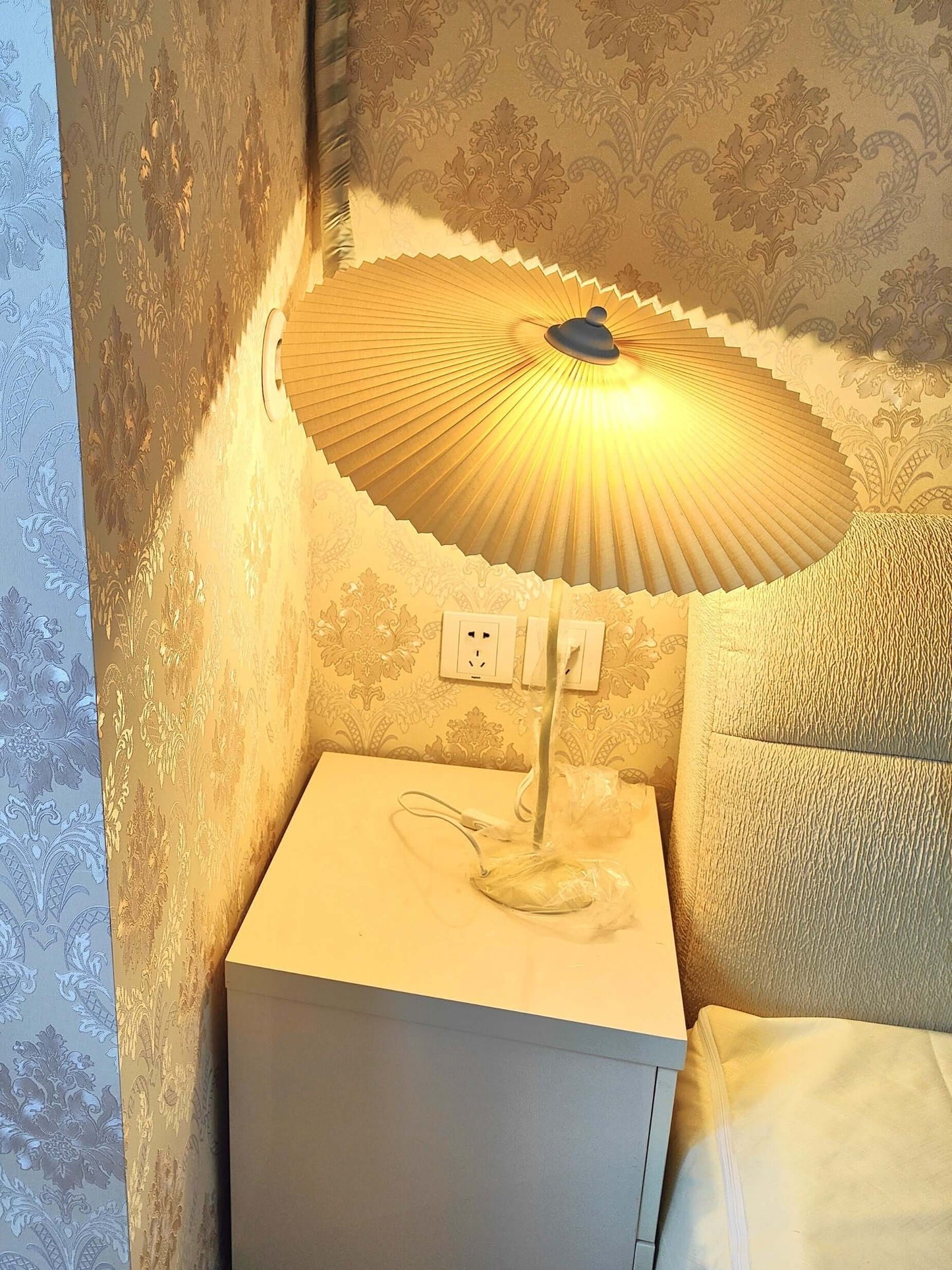 Designer Bordlampe i Metal - 43cm