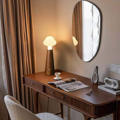 Skyformet LED Bordlampe - Justerbar Belysning