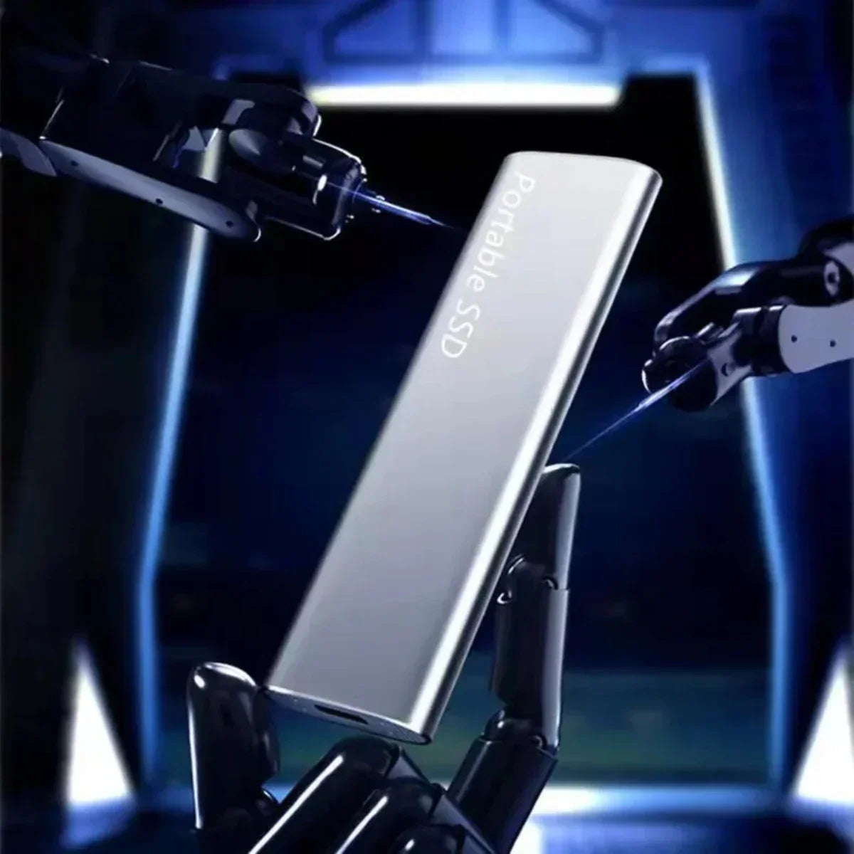 "Elegant 4TB bærbar ekstern harddisk med lynhurtig USB-C, kompakt design. Perfekt til dataopbevaring på farten."