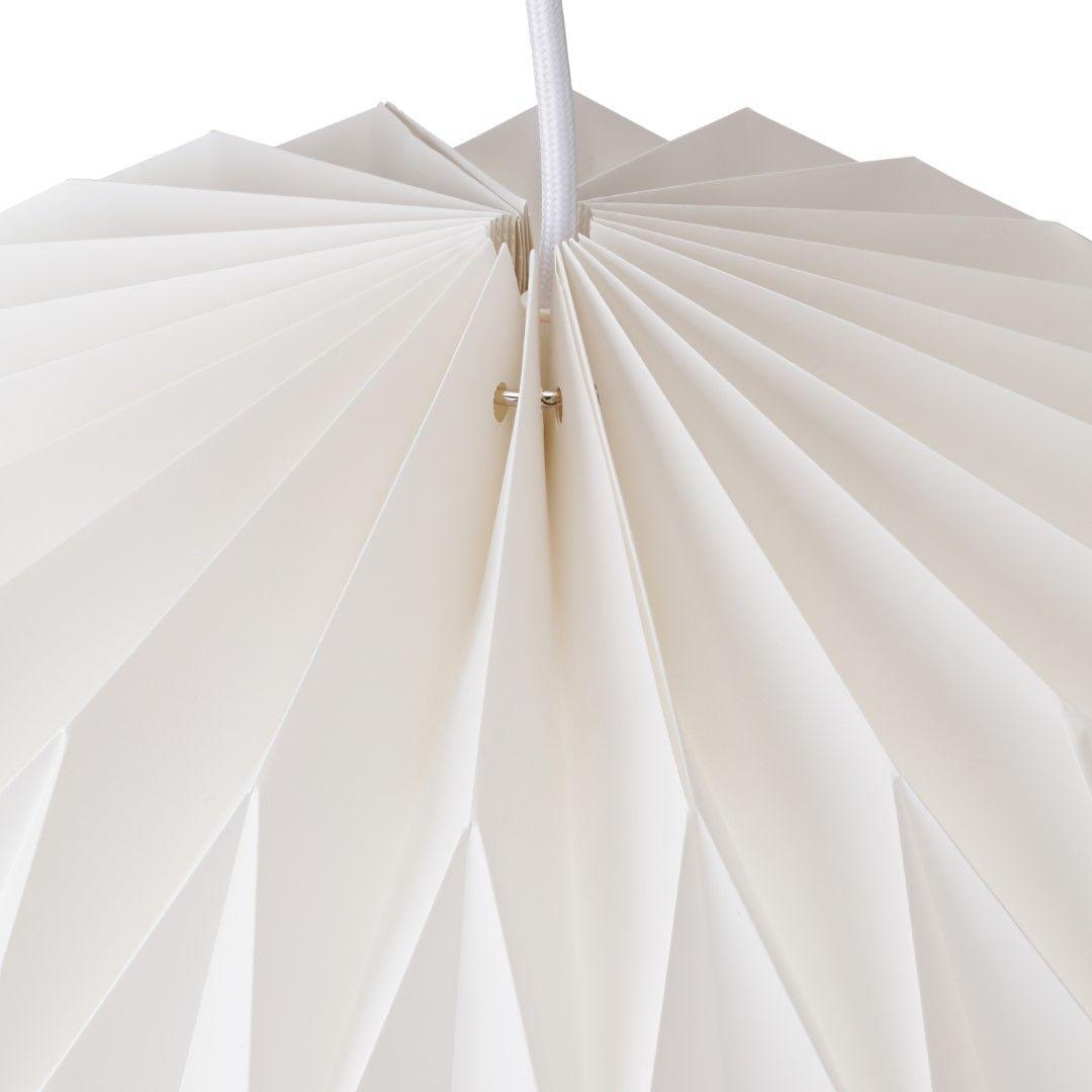 Elegant beige dråbeformet akrylpendel Ø42 cm med blød 360° lysspredning, ideel til stue eller soveværelse.