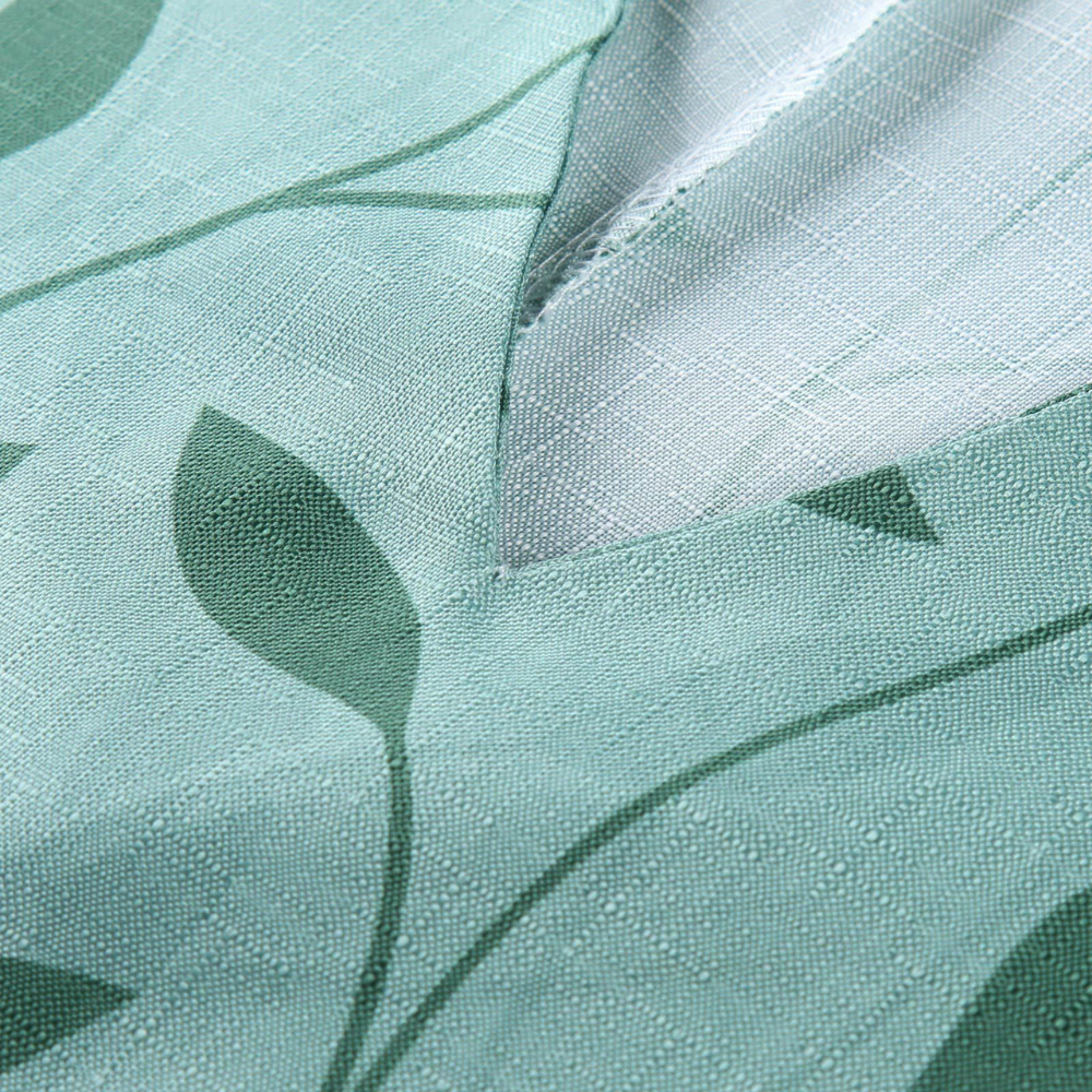 "Elegant grøn sommerkjole til kvinder, let og luftig med trendy design, perfekt til sommerens begivenheder."