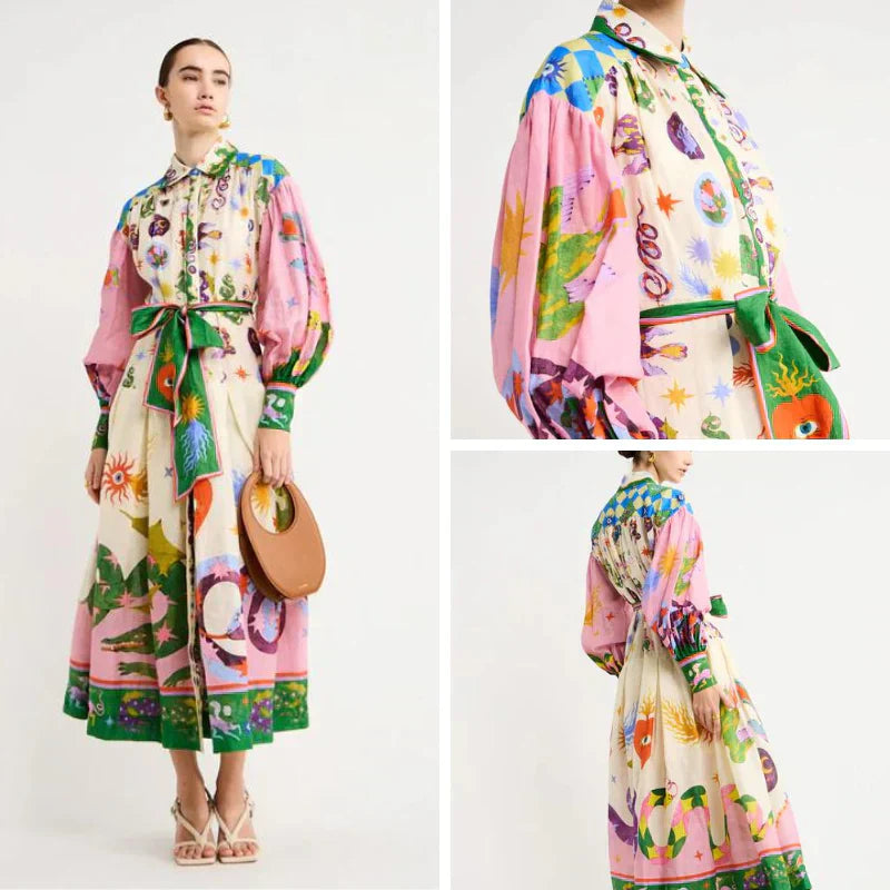 "Elegant Helene midikjole med naturinspireret blomsterprint, figursmigrende design, perfekt til enhver anledning."