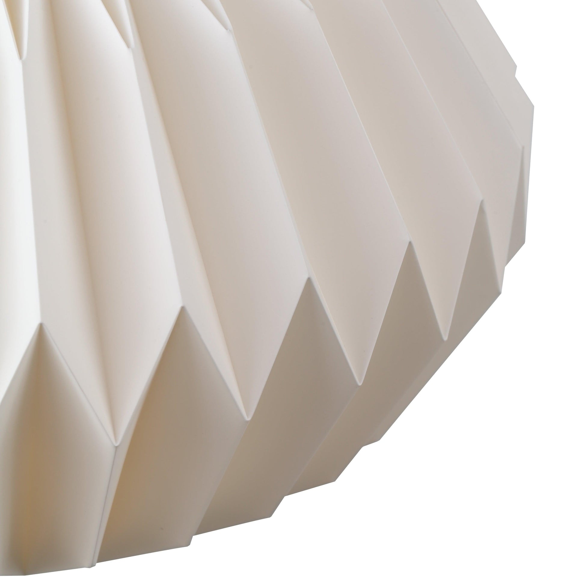 "Elegant hvid Moon Hexagon pendel i akryl med geometrisk design, jævn lysspredning og blød belysning, perfekt til stue."
