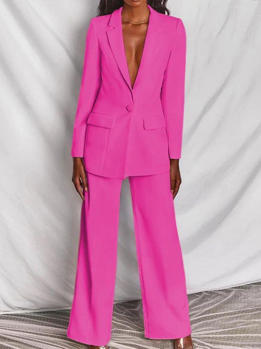 "Elegant kvinde jakkesæt i flere farver set bagfra, ideelt til hverdag og specielle lejligheder i klassisk design."