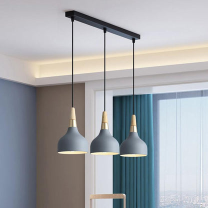 "Elegant macaron disc pendellampe i hvide og pastelfarver, moderne design, ideel til stuer og caféer. Stilfuldt jern og træ."