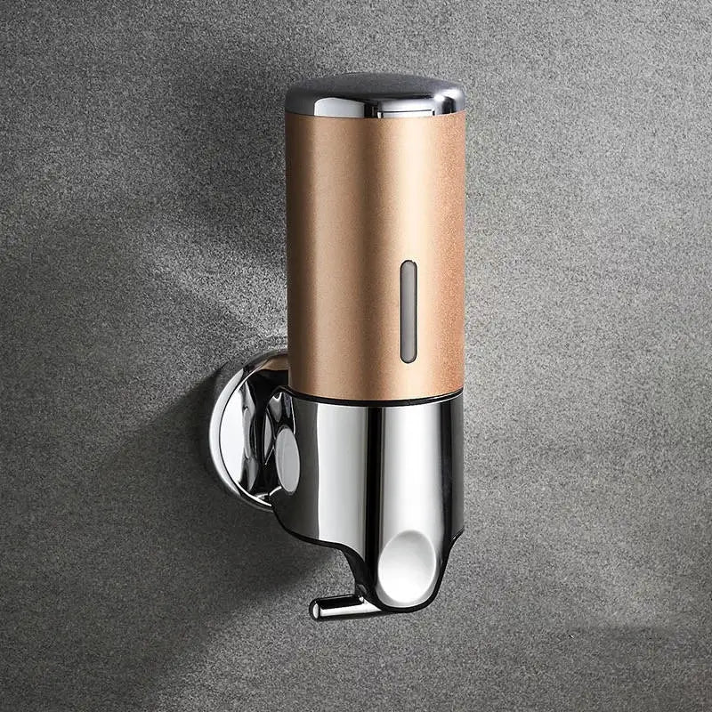 "Elegant vægmonteret sæbedispenser med dobbelt rum, minimalistisk design, gennemsigtige sektioner for nemt overblik."