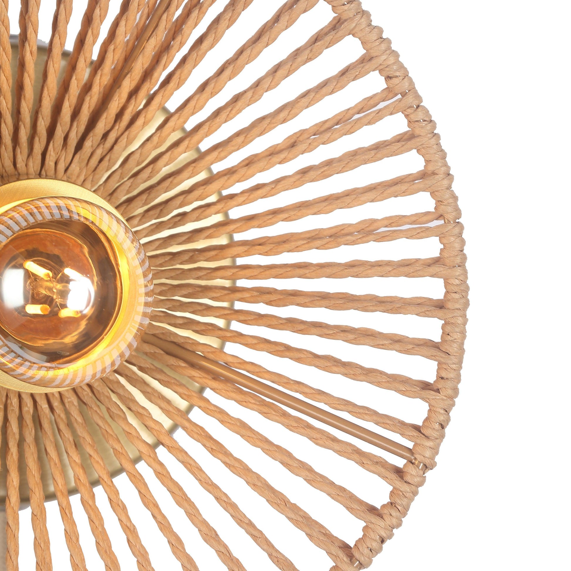 "Elegant Wave væglampe Ø20 i flettet papirrebsdesign, naturligt og rustikt look med stemningsfuldt blødt lys."