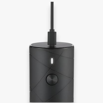 Elektrisk peber- og saltmølle med LED-lys, justerbare hastigheder og elegant design, perfekt til præcision i køkkenet.