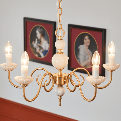 Elegant Retro Lysekrone i Cremefarvet Glas