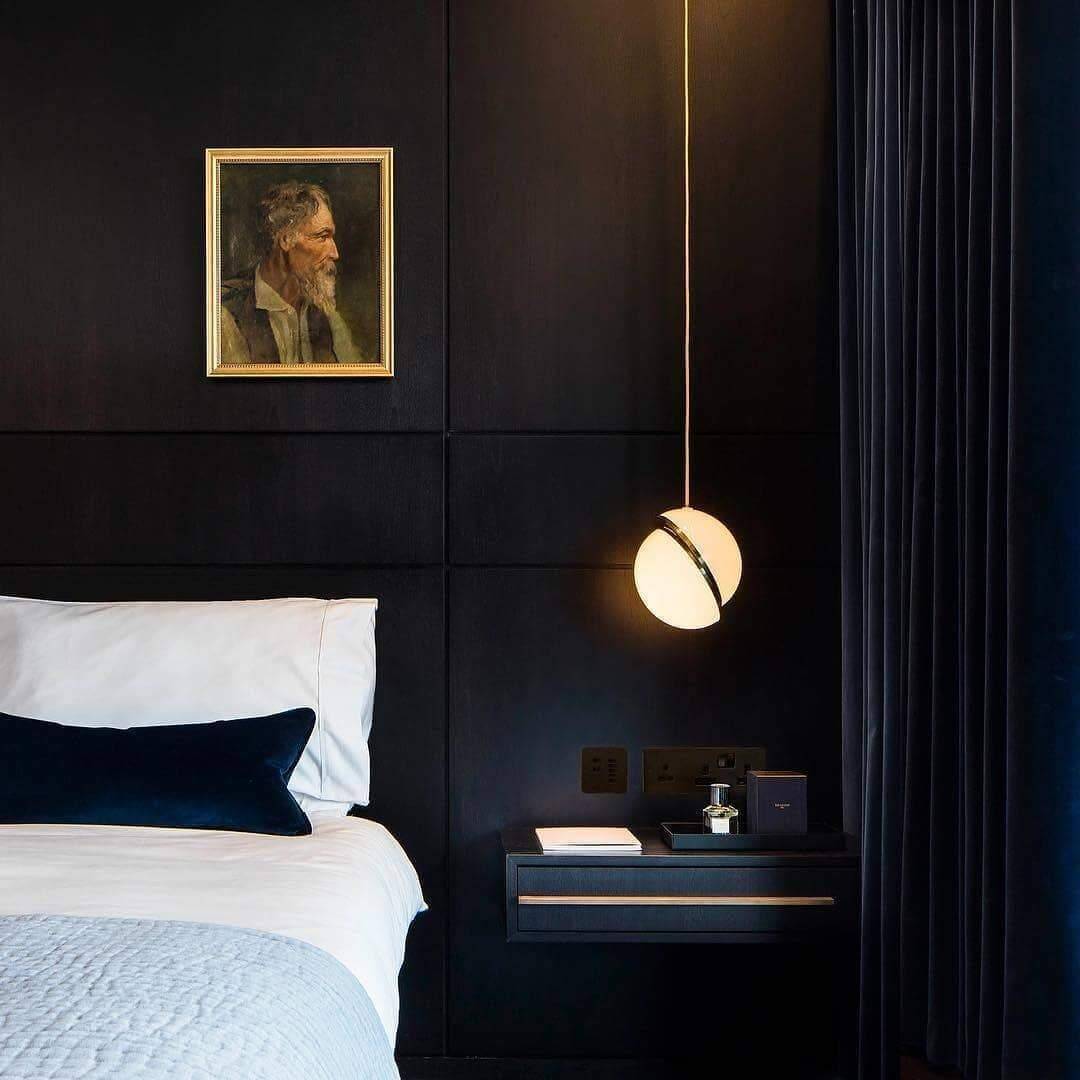 Elegant Halvmåne Pendellampe