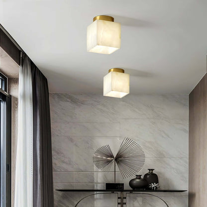 Elegant Alabast Loftslampe - 15cm