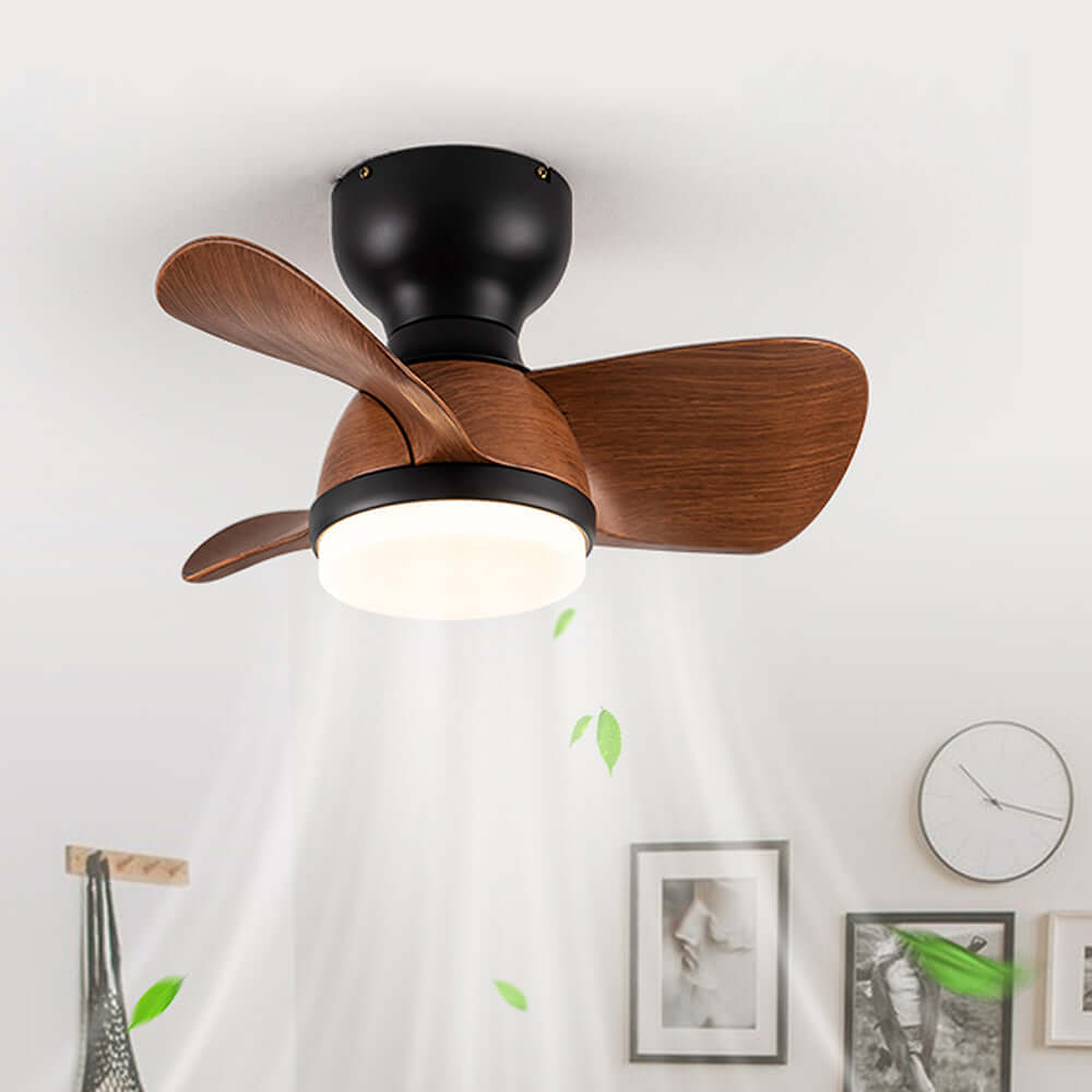 Loftsventilator i træ med LED-lys