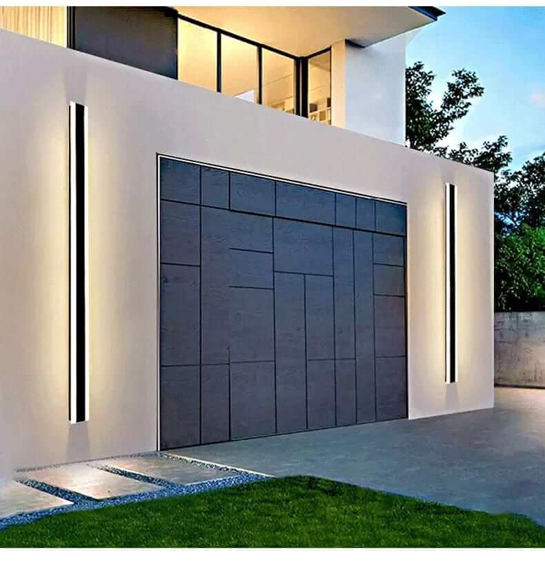 LED Væglampe i Stribet Design | Moderne Indendørs Belysning