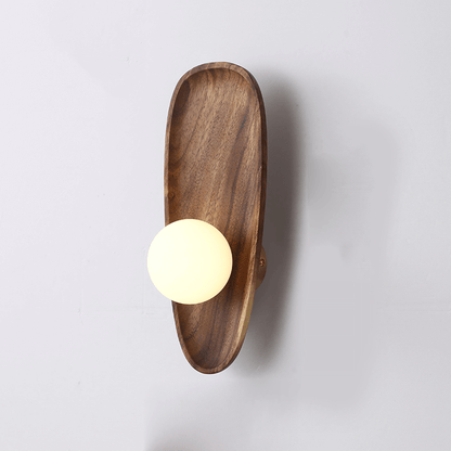 Væglampe i naturligt træ - 2 størrelser