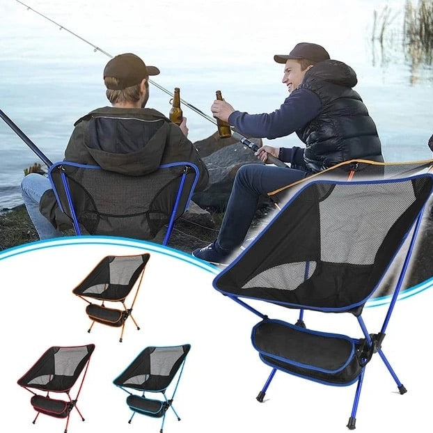 "Foldbar UltraLightChair i letvægtigt design, perfekt til camping og udendørsbrug, blå netstof og robuste stålstænger."