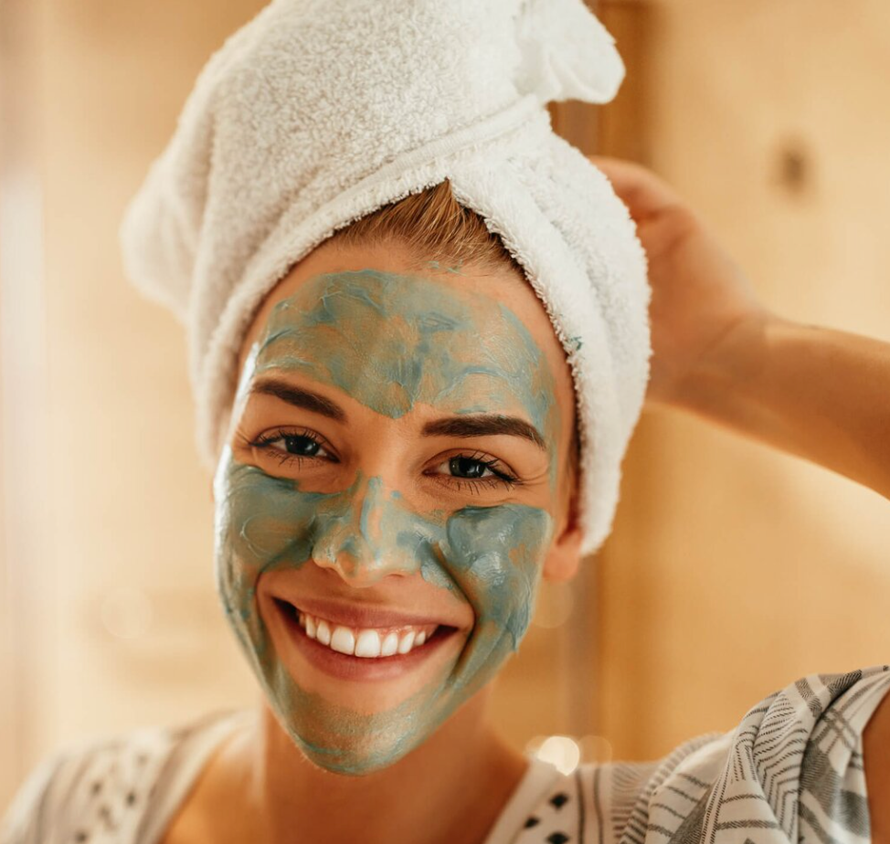 "Grøn Te Ansigtsmaske Stick - dybderensende stick, minimerer porer, grøn te farve, enkel brug"