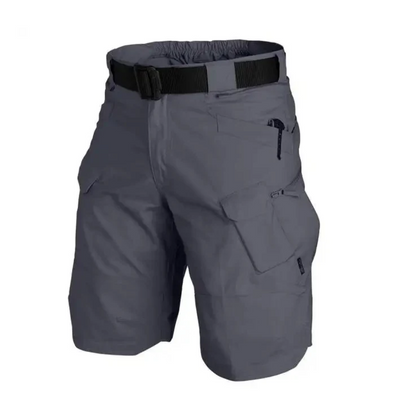 Grønne outdoor cargo shorts til mænd, holdbart polyester med lynlåslommer, perfekt til udendørs eventyr.