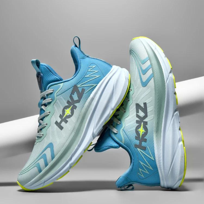 "Hokz Carbon ortopædisk lyseblå løbesko til mænd med støddæmpende sål for maksimal komfort og stil."