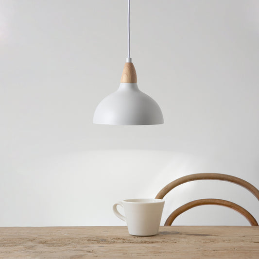 "Hvid Oak pendel lampeskærm Ø19 med minimalistisk design og naturlige trædetaljer til moderne hjem"