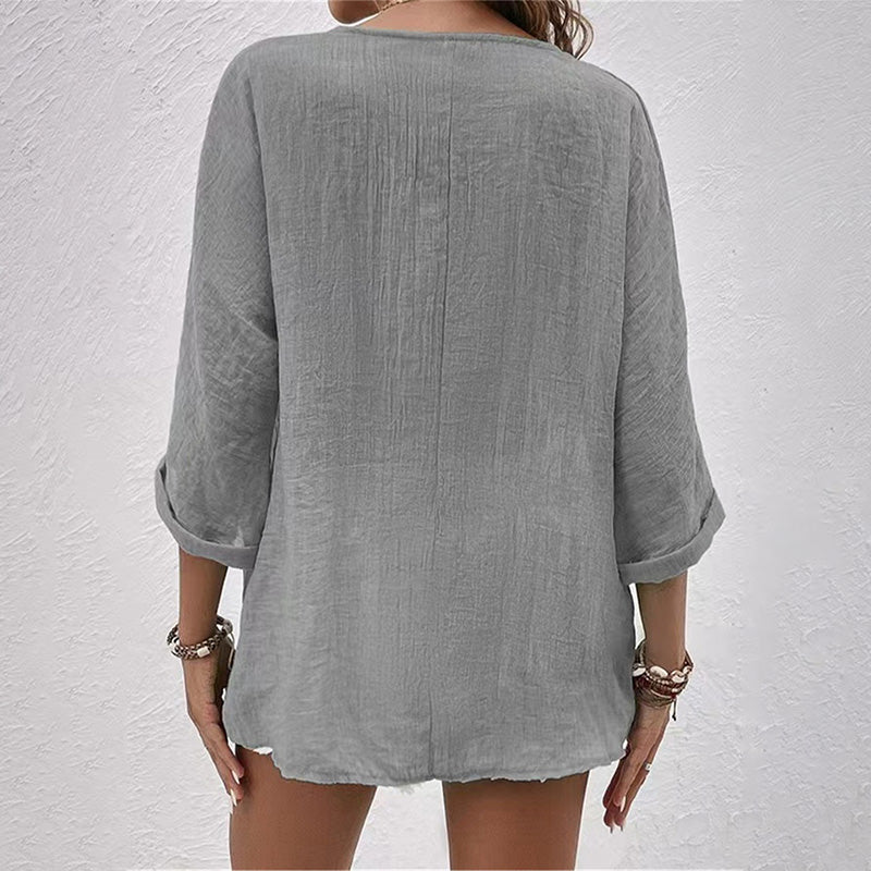 "Komfortabel dame V-hals t-shirt i blød bomuld, vist i blå, grå, grøn, khaki, lilla, rosa nuancer, elegant hverdagstøj"