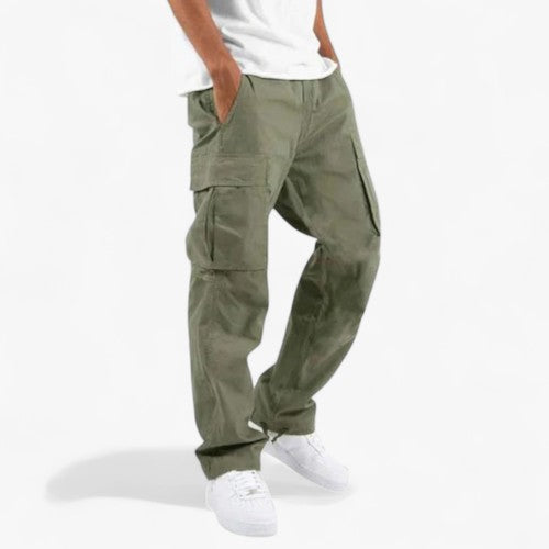 "Komfortable Daan cargo-bukser til mænd i flere farver med praktiske sidelommer og åndbart materiale, perfekt til alle sæsone