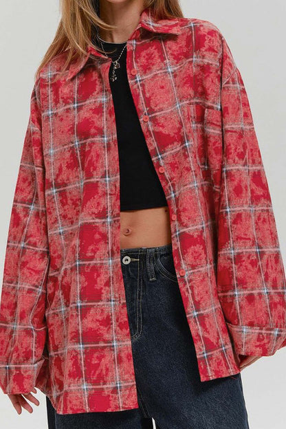 "Kvinders vintage ternet overdimensioneret bluse i blå, grøn og rød, klassisk og elegant design med komfortabel pasform."