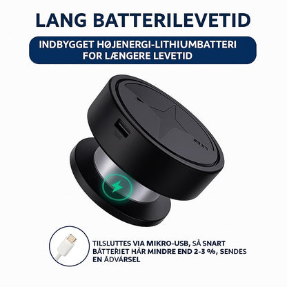 "Magnetisk bil GPS-tracker, kompakt design, diskret under bilen, sikrer realtidsovervågning og øget sikkerhed."
