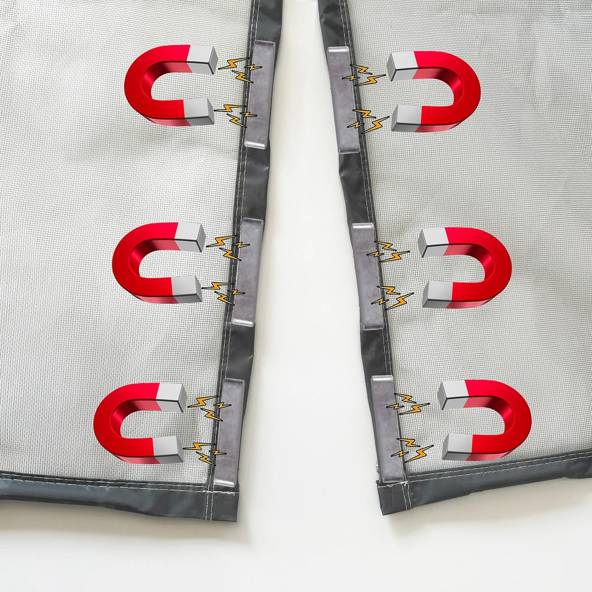 "Magnetisk hængseldør med automatisk lukning, sort netdesign, nem installation, holder insekter ude."