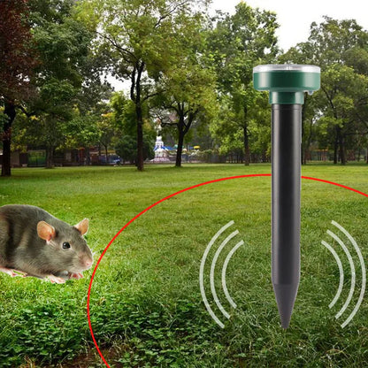 "Miljøvenlig solar skadedyrsbekæmpelse til haver, græsplæner og parker; dækker 300 kvm, solcelledrevet, uden kemikalier."