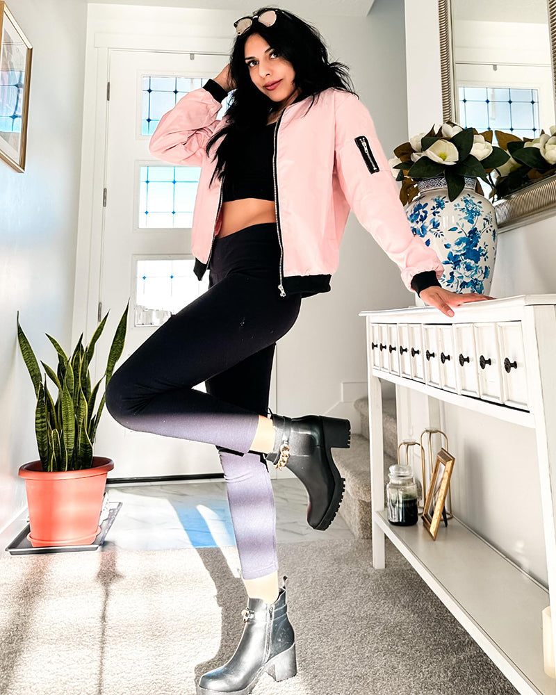 Stilfuld Liora bomberjakke til kvinder, holdbar med funktionelle lommer, perfekt til dagligt brug og aftenudflugter.