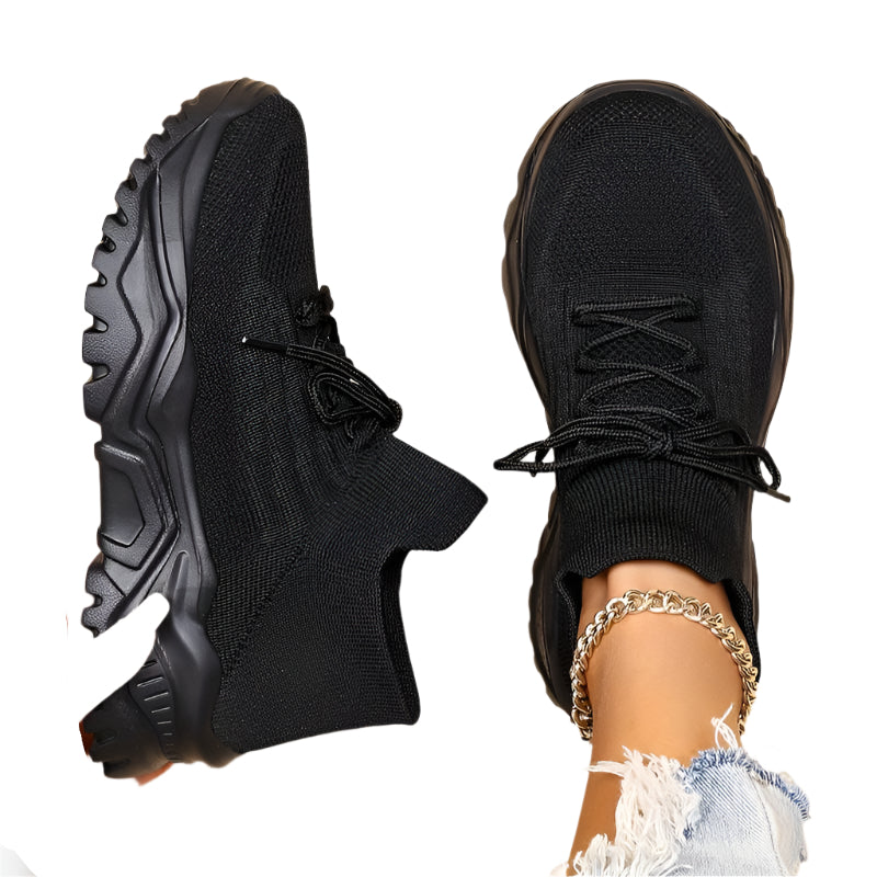 "Stilfulde ortopædiske sneakers til kvinder med moderne design og ekstra svangstøtte, ideelle til daglig komfort."