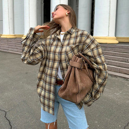 "Ternet oversize skjorte til kvinder, afslappet snit, bomuld, trendy, ideel til jeans eller shorts, button-down krave."