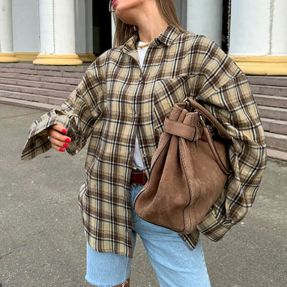 "Ternet oversize skjorte til kvinder, afslappet snit, bomuld, trendy, ideel til jeans eller shorts, button-down krave."