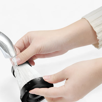 "Trådløs håndstøvsuger med kraftig sugeevne, kompakt design til rengøring af hjem og bil, effektiv og bærbar løsning."