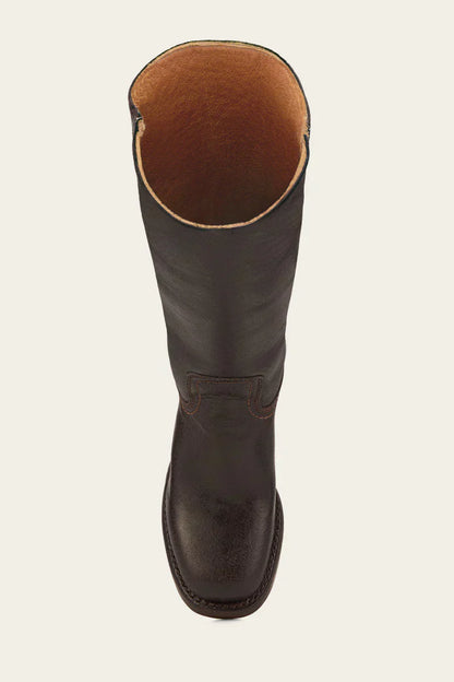 "Trendy, brun læderstøvle til kvinder, high boots stil, fremstillet af holdbart og høj kvalitet læder, elegant design."