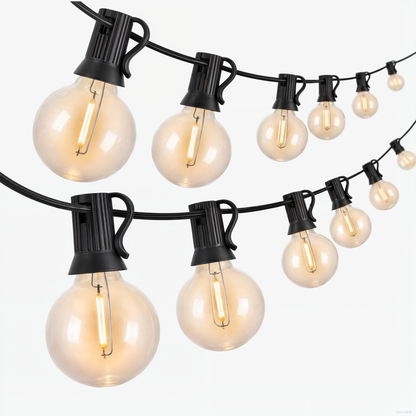 "TwinkleTrail udendørs lyskæder med vandtætte LED-lys, velegnet til have, der skaber varm og indbydende atmosfære."