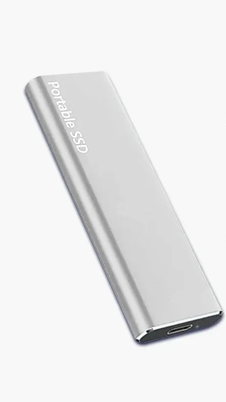 "Ultratynd 4 TB USB-C harddisk i sort, minimalistisk design med høj lagerkapacitet og hurtig dataoverførsel."