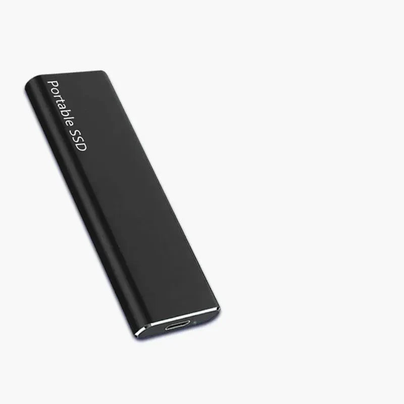 "Ultratynd 4 TB USB-C harddisk i sort, minimalistisk design med høj lagerkapacitet og hurtig dataoverførsel."