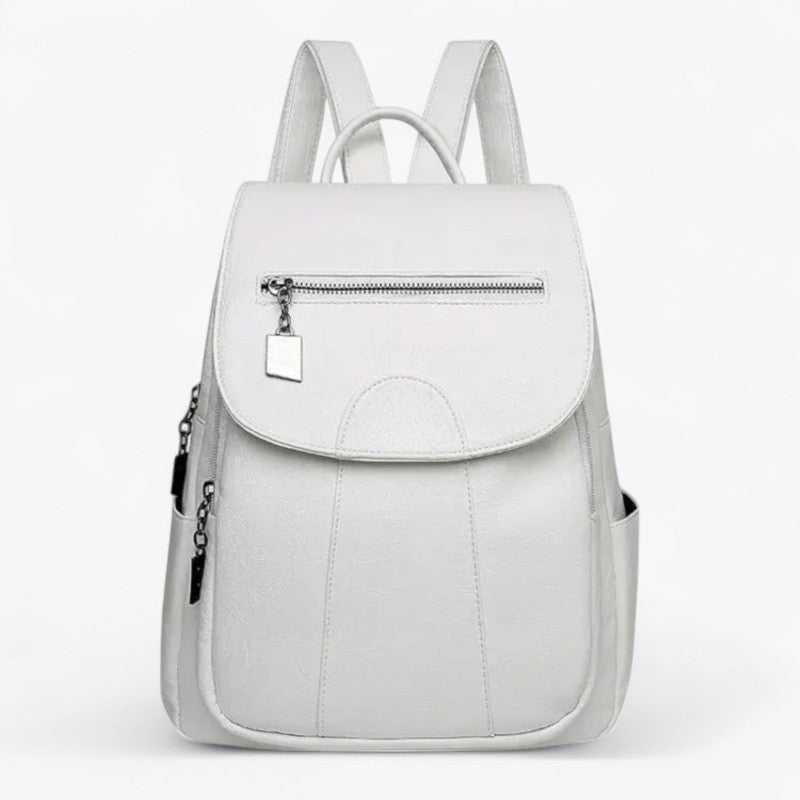 "Vintage læder rygsæk i blødt brun læder med polstrede stropper og rummelig indretning, perfekt til stilfulde rejser."